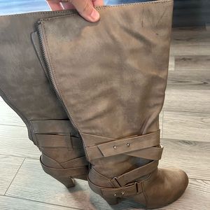 Sargent heeled boots brown zip up see pictures for flaws